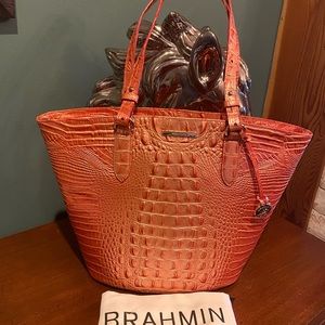 ⭐️ Host Pick⭐️ NWT Brahmin Medium Bowie Bellini Melbourne